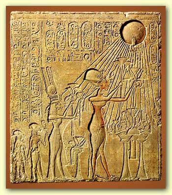 Nefertiti and her King worshipping the Aten